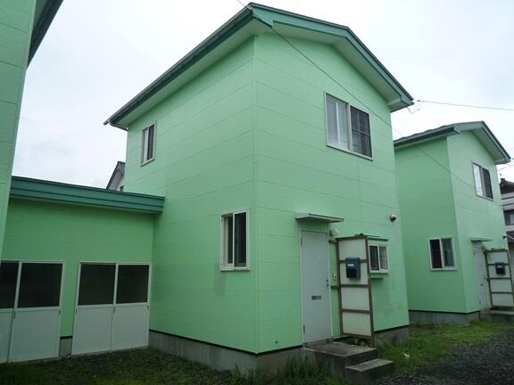 detached 秋田県由利本荘市石脇字上長老沼

地図を見る