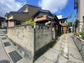 石川県金沢市鳴和町ヌ