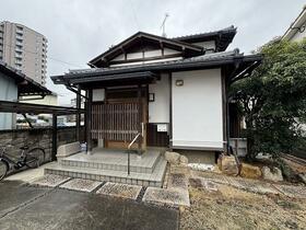 岡山県岡山市北区京山１丁目