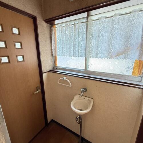 detached 富山県小矢部市西中野