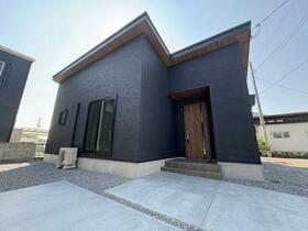 香川県丸亀市飯山町川原