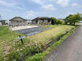 三重県津市稲葉町