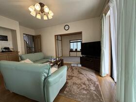 神奈川県横浜市旭区上白根１丁目