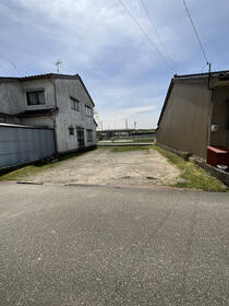 富山県高岡市内島
