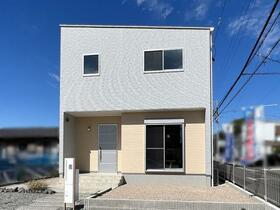 三重県四日市市釆女町