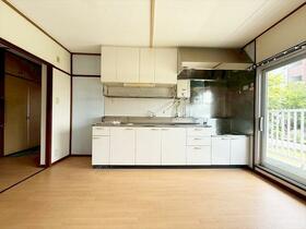 神奈川県伊勢原市高森５丁目