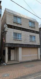 大分県津久見市中央町
