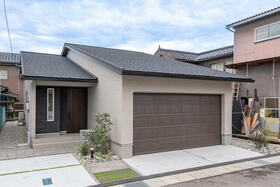 富山県射水市二口