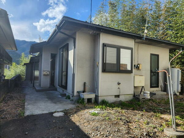 detached 栃木県日光市鬼怒川温泉大原

地図を見る