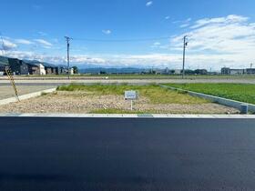 石川県白山市柴木町