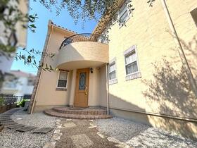 愛知県岡崎市上地４丁目