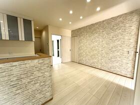 兵庫県たつの市御津町苅屋