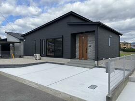 佐賀県三養基郡上峰町大字坊所字上坊所