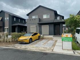 福岡県北九州市小倉南区長行西２丁目