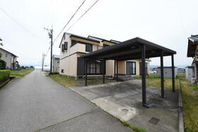 富山県富山市月岡町５丁目