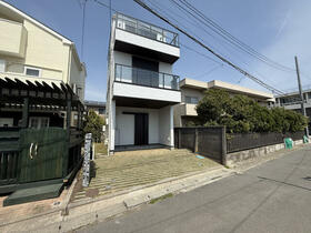 神奈川県鎌倉市由比ガ浜４丁目