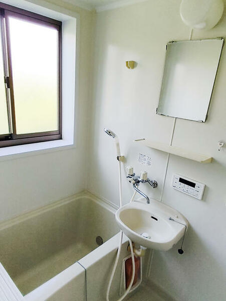 apartment 宮城県宮城郡松島町高城字帰命院下一
高城の賃貸情報を見る
物件地図