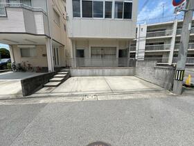 徳島県徳島市明神町4丁目