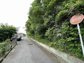 兵庫県宝塚市花屋敷松ガ丘