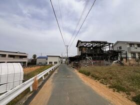 愛知県豊橋市向草間町字向中