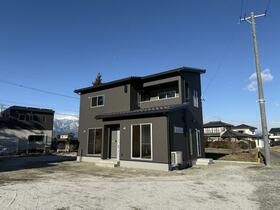 長野県安曇野市豊科田沢