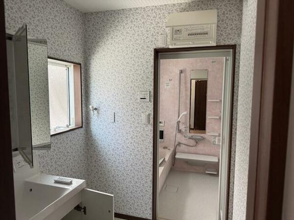 detached 東京都昭島市美堀町５丁目

地図を見る