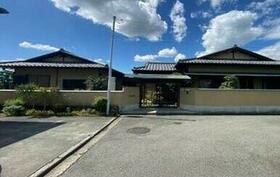 山梨県笛吹市春日居町小松