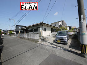 福岡県北九州市小倉南区中貫１丁目