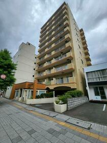 北海道札幌市中央区大通西２２丁目