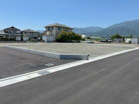 山梨県南アルプス市寺部