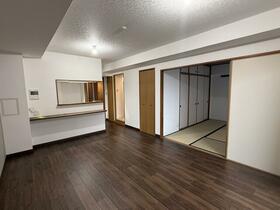 大阪府和泉市室堂町