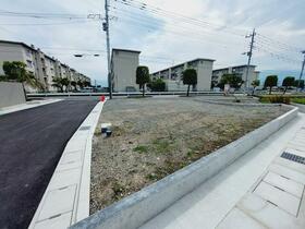 山梨県中巨摩郡昭和町西条