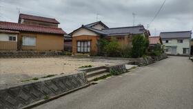 石川県羽咋市御坊山町