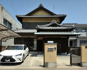 香川県坂出市中央町