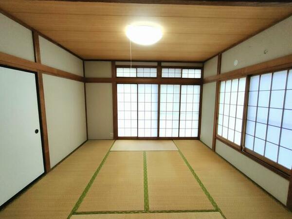 detached 群馬県沼田市沼須町

地図を見る