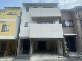 京都府京都市山科区大塚高岩