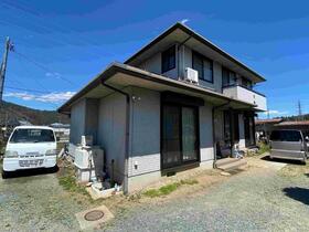 山梨県都留市鹿留