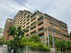 兵庫県神戸市東灘区西岡本２丁目