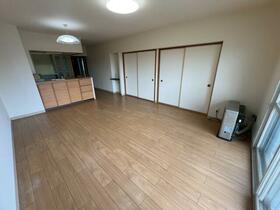 北海道江別市上江別西町