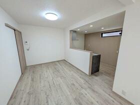 福岡県北九州市小倉南区沼緑町３丁目