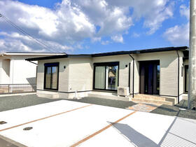 福岡県築上郡吉富町大字広津