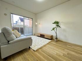 静岡県静岡市葵区大岩４丁目