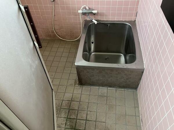 detached 秋田県仙北市田沢湖生保内字久保

地図を見る