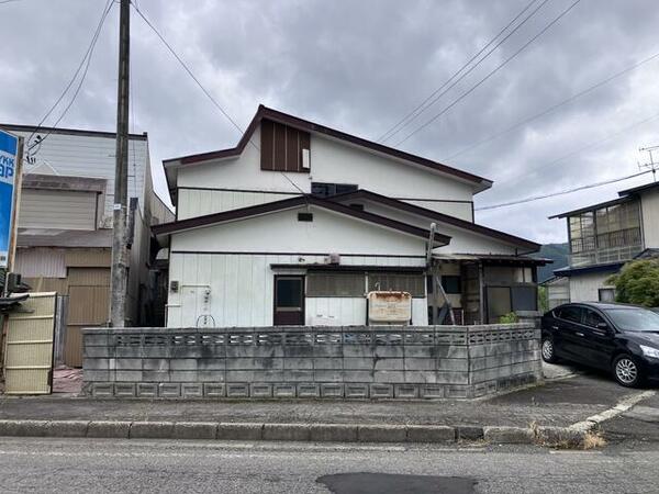 detached 秋田県仙北市田沢湖生保内字久保

地図を見る