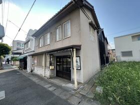 香川県善通寺市善通寺町２丁目