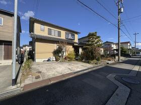 石川県白山市みずほ４丁目