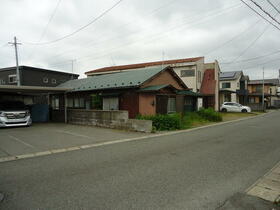 秋田県秋田市保戸野八丁