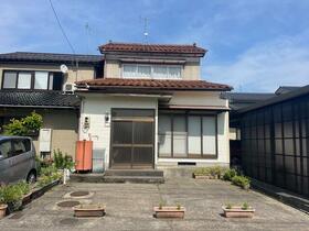 富山県氷見市栄町