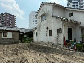 福岡県北九州市小倉北区片野１丁目