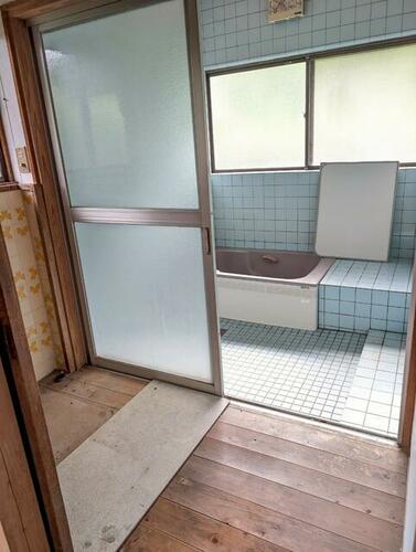 detached 佐賀県鹿島市大字三河内